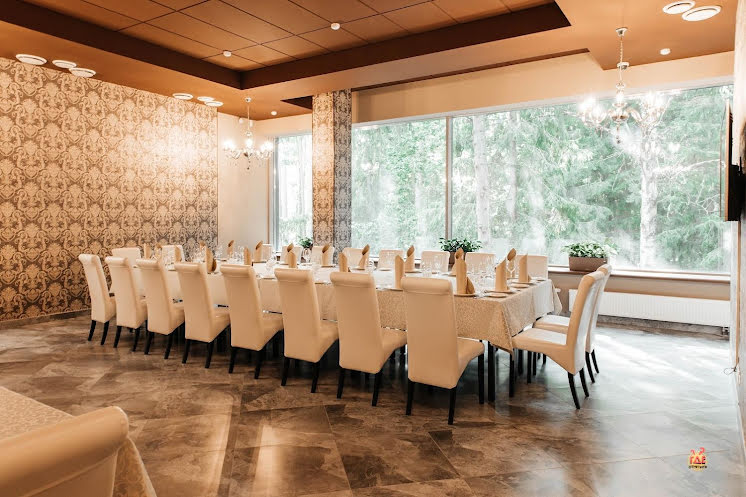 Банкетный зал в ресторанном комплексе в «БОР» фотография № 1