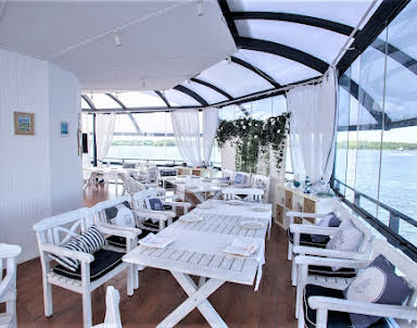  ресторан Командор