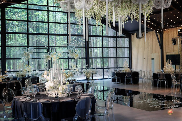 Большой зал  в «HIDE» фотография №11