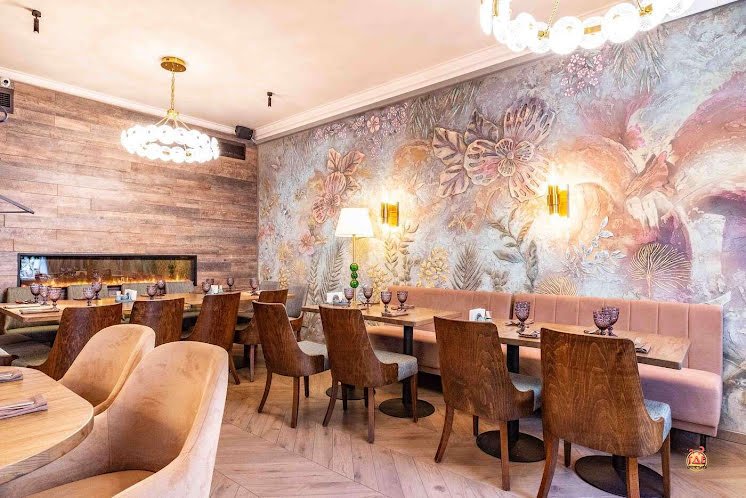 Зал на 2 этаже  в «ЭZО на Камергерском переулке» фотография №2