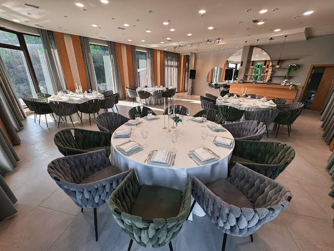 Основной зал в «Спасский берег» фотография № 1