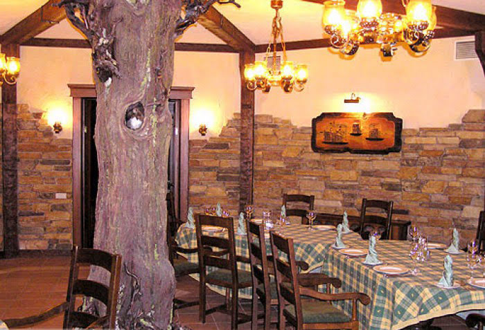 Ресторан «У дуба» в «Демидково» фотография №2