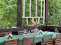 Веранда в «Moloko на Алексеевской»