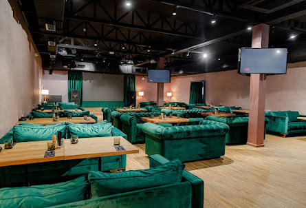 SHUM в Малый банкетный зал 