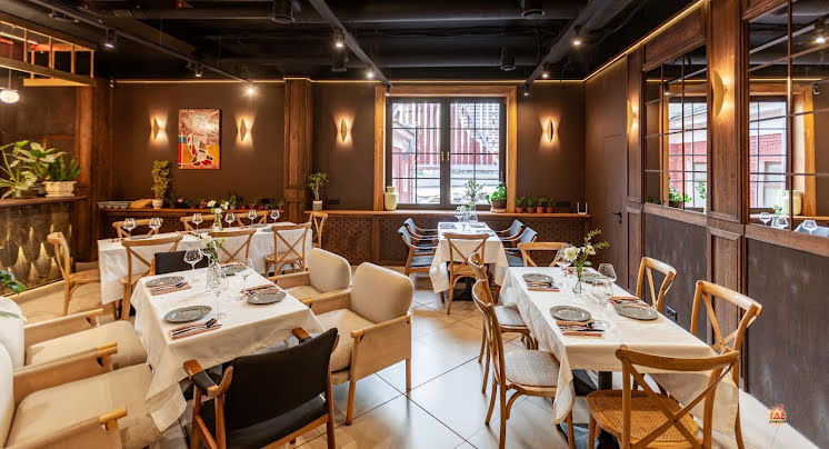 Зал ресторана  в «Perfect Pitch» фотография №10