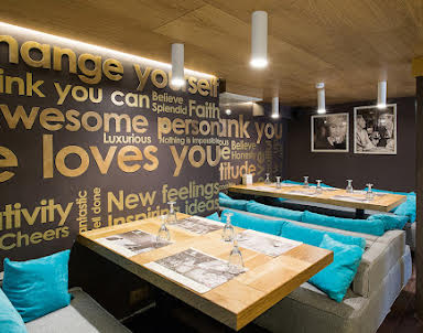 Корпоратив в BONA CAPONA на Московском проспекте