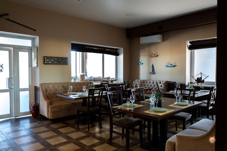 Зал "VIP" в «Captain&Cook» фотография №6