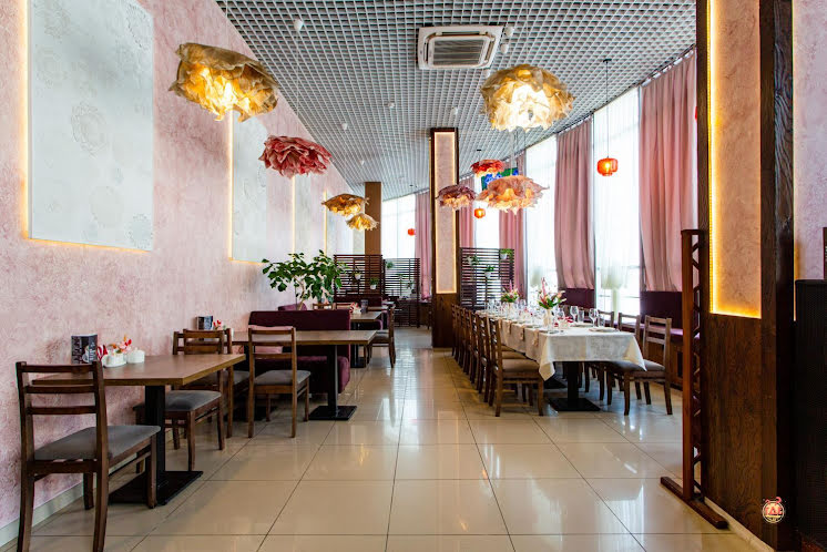 Основной зал в «Кафе Карамель» фотография №7