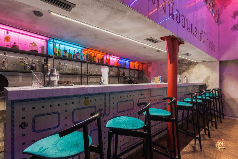 Neon monkey фотография №13