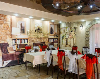  ресторан Таверна «Колесо»