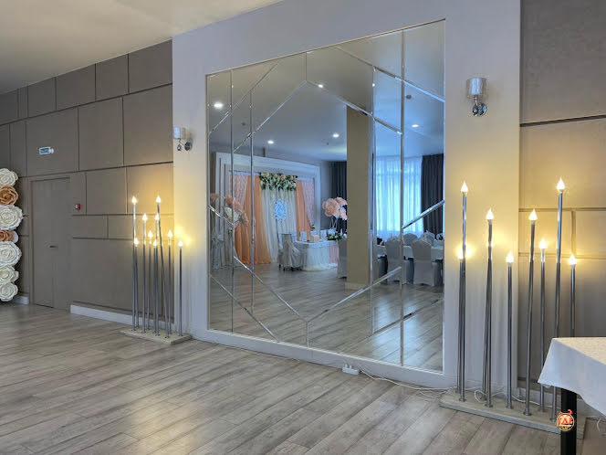 Зал на 150 человек в «Чарли» фотография №11