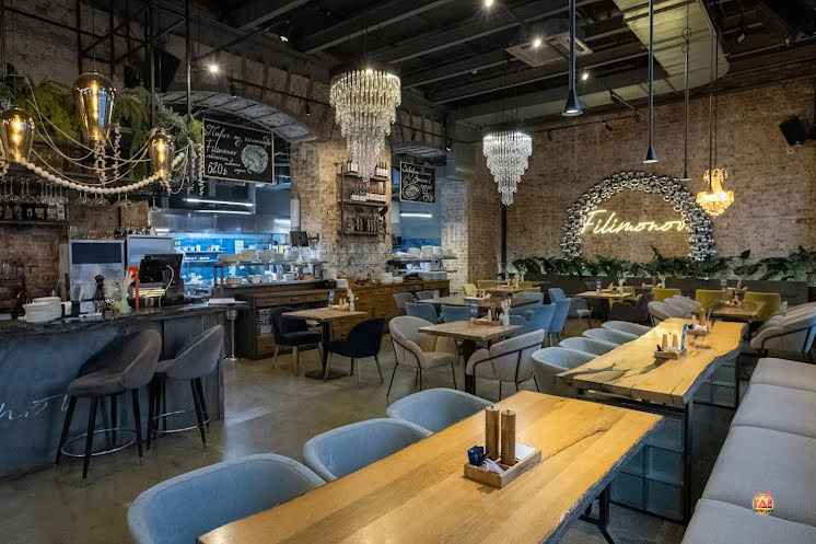 Большой зал в «Filimonov bistro» фотография №4