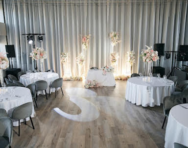  ресторан SLIDE Hall