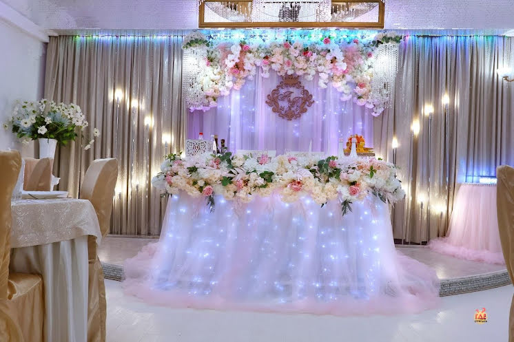 Большой банкетный зал в «Скатерть Самобранка» фотография №5