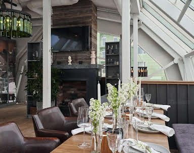 День рождения в Хлеб и Вино на Вернадского