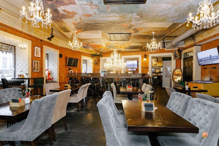 Зал "Брюссель" в «Leuven Belgian Brasserie» фотография №8