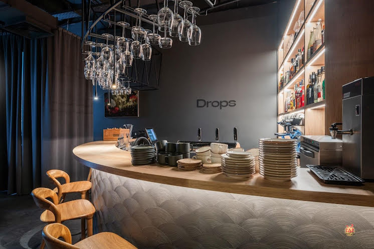 Основной зал  в «Drops» фотография №4