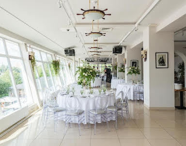  ресторан Мореман