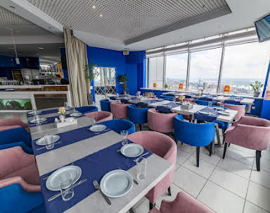  ресторан Sky Lounge