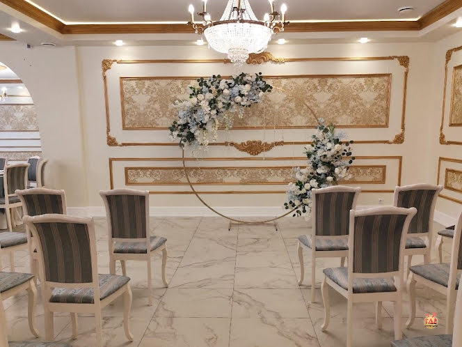 Большой зал в «Версаль» фотография №4