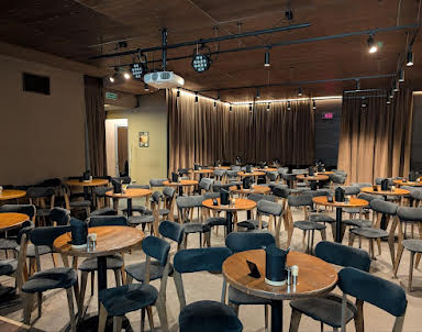  ресторан StandUp клуб на Белинского