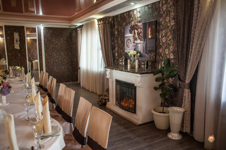 Каминный зал в «Вилла» фотография №9