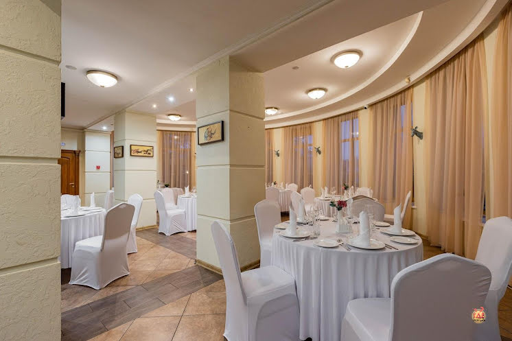 Зал "Каминный" в «Особняк в парке Сосновка» фотография №8