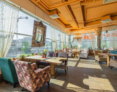  ресторан Гуси-Лебеди