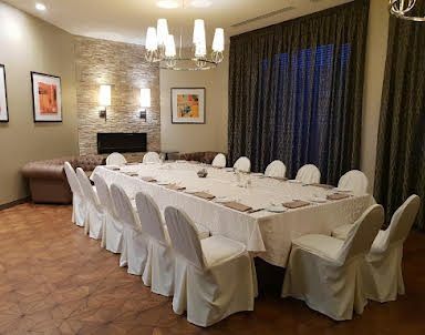  ресторан DoubleTree by Hilton Tyumen