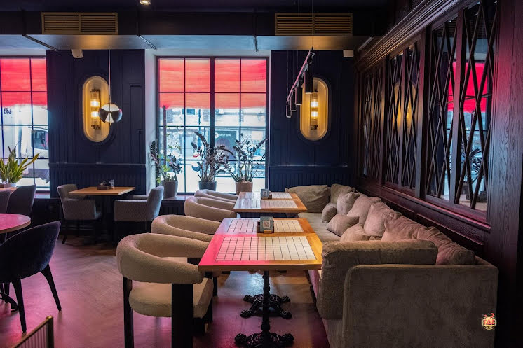 Кухонный зал  в «Бык и Море» фотография №6