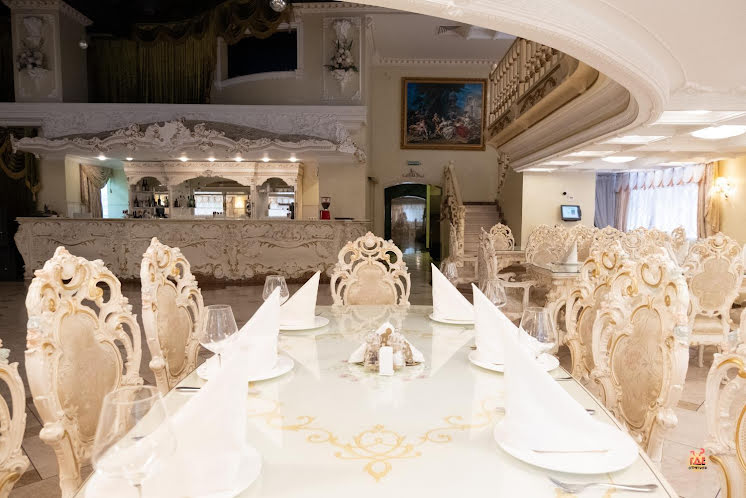 Основной зал ресторана  в «Сказка» фотография №19