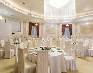  ресторан Колизей Холл