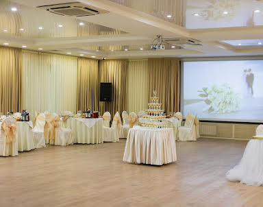  ресторан Глобус