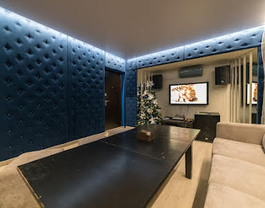  ресторан Сто Друзей