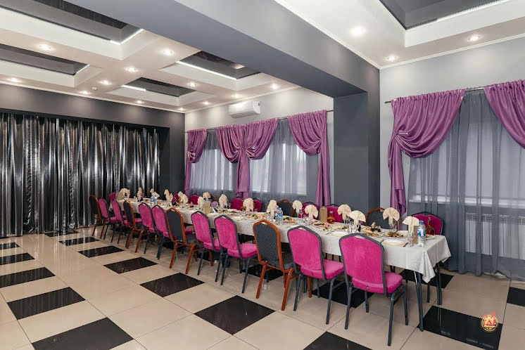 Зал «Танго» в «Вальс» фотография №1