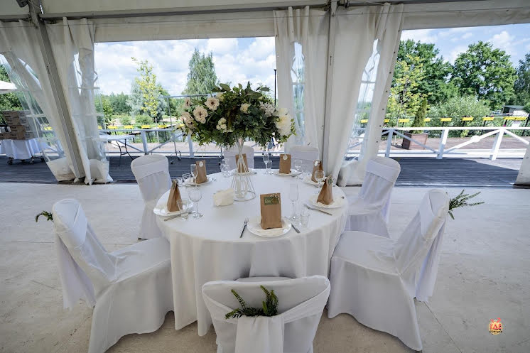 Шатер у пруда в «Sofrino Park» фотография №6