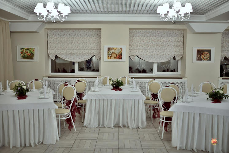 Основной зал  в «Традиция вкуса» фотография №11