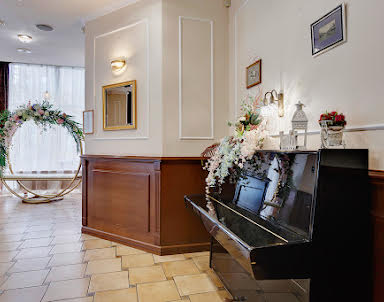  ресторан Amulet на Восстания