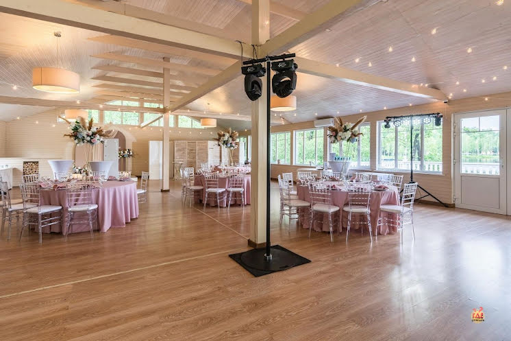 Ресторан «Причал» в «Медвежьи озера» фотография №6