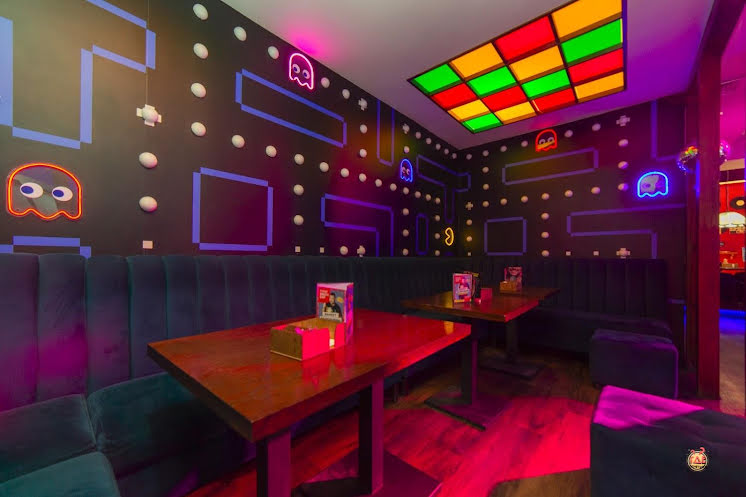 Караоке зал в «Руки ВВерх! Бар» фотография №4