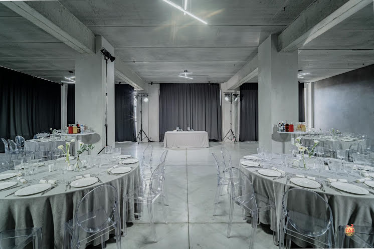 Зал на 1 этаже в «Amore House» фотография №2