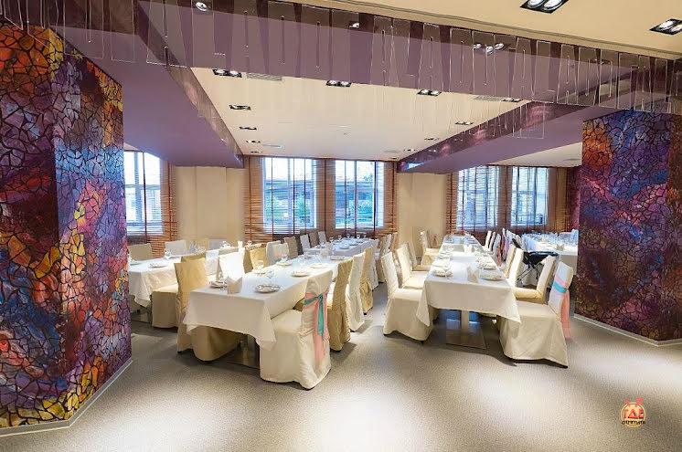 Сиреневый классический зал в «Ладога» фотография №4