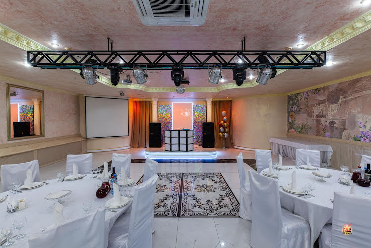 Зал «Версаль» в «Авиньон» фотография №19