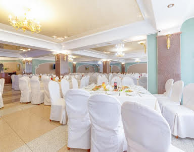  ресторан Амакс