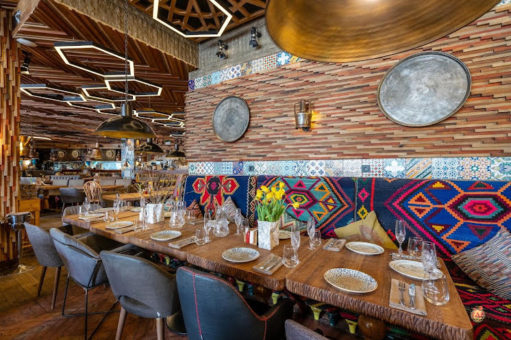 Зал ресторана  в «Чайхона №1 на Новом Арбате» фотография №10