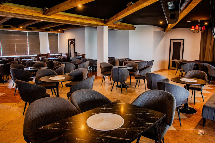 Основной зал в «Сердце замка» фотография №15