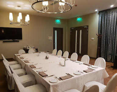  ресторан DoubleTree by Hilton Tyumen