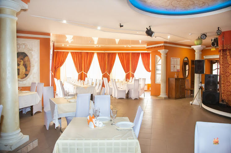 Большой зал в «Мельба» фотография №9