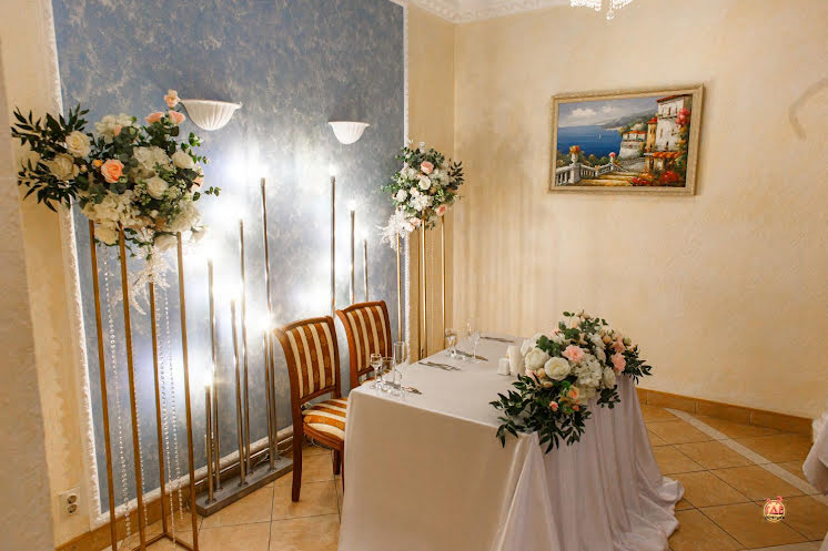 Основной зал  в «Бизнес Отель» фотография №13