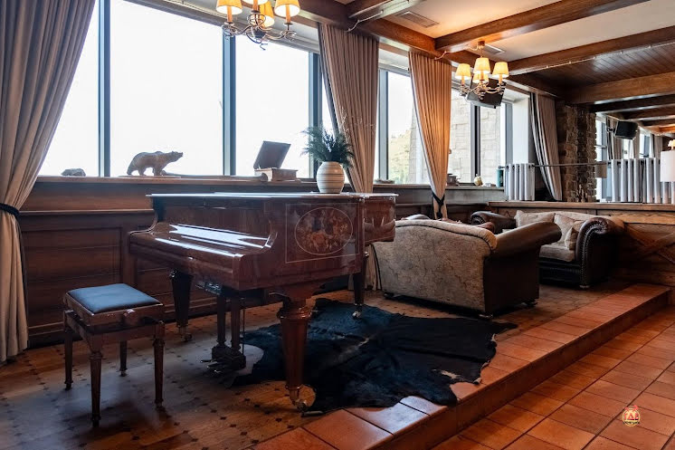 Большой панорамный зал в «Хозяин тайги» фотография №7